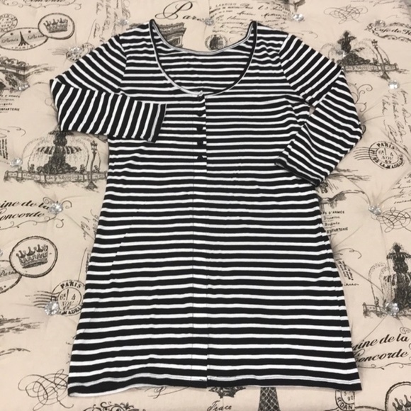 Knot Sisters Costa Stripe T-shirt Dress - Picture 5 of 8
